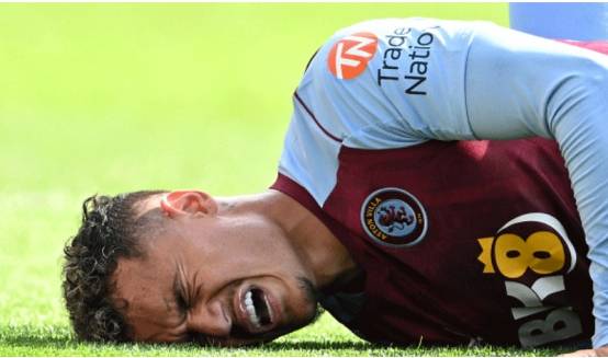 世界杯明星选手受伤退赛,引发热议 世界杯明星选手受伤退赛,引发热议