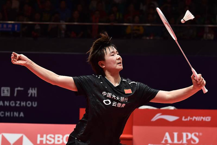 韩国队轻取马来西亚队，马琳带队取胜