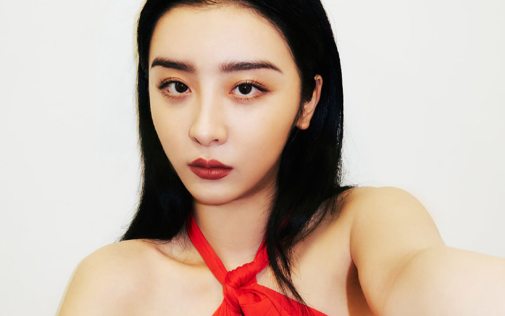 哈利伯顿狂砍30+10助篮网制霸雄鹿,成为全场焦点