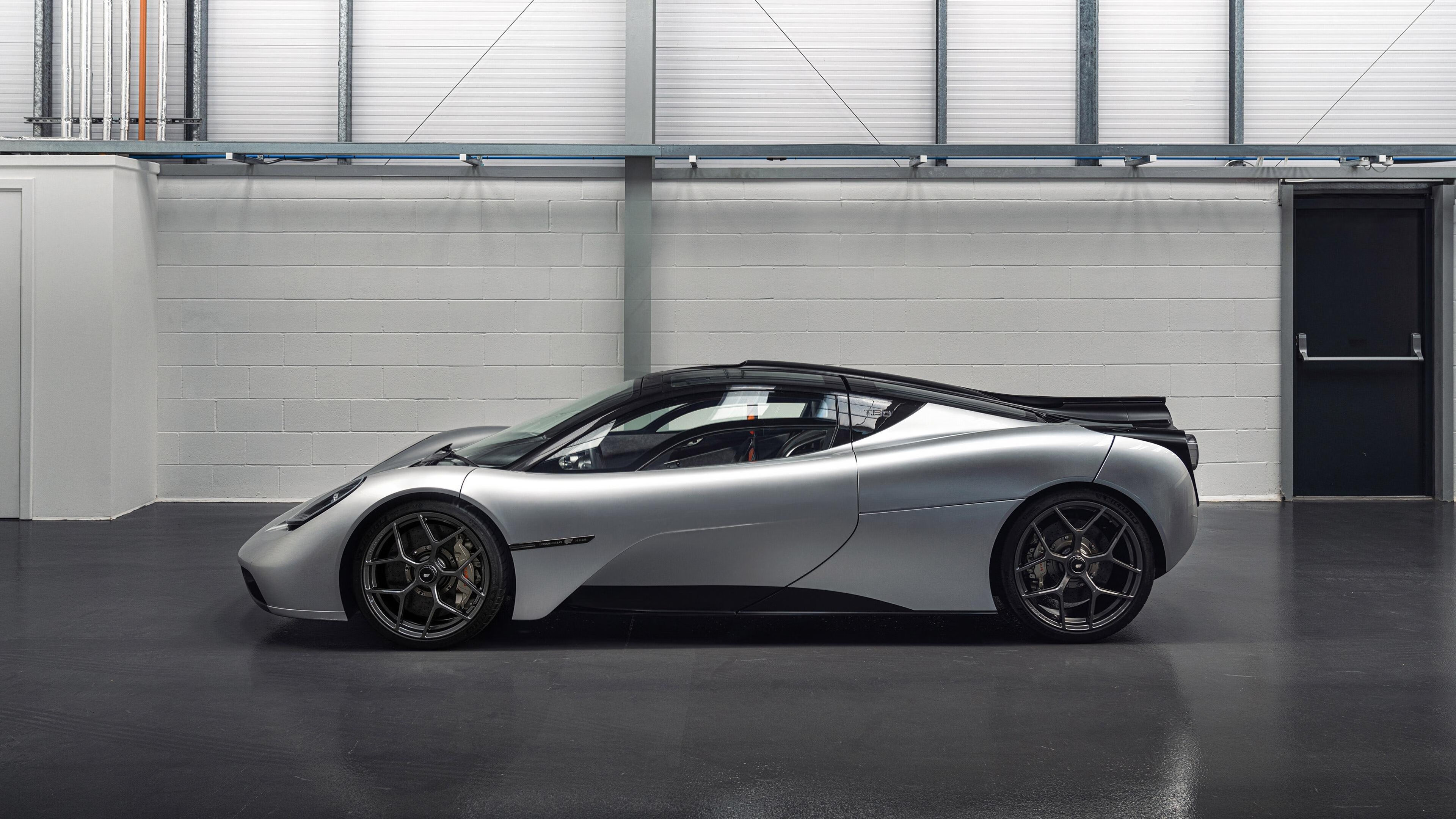 F1街道赛之夜，范戴克的统治力让对手完全无解